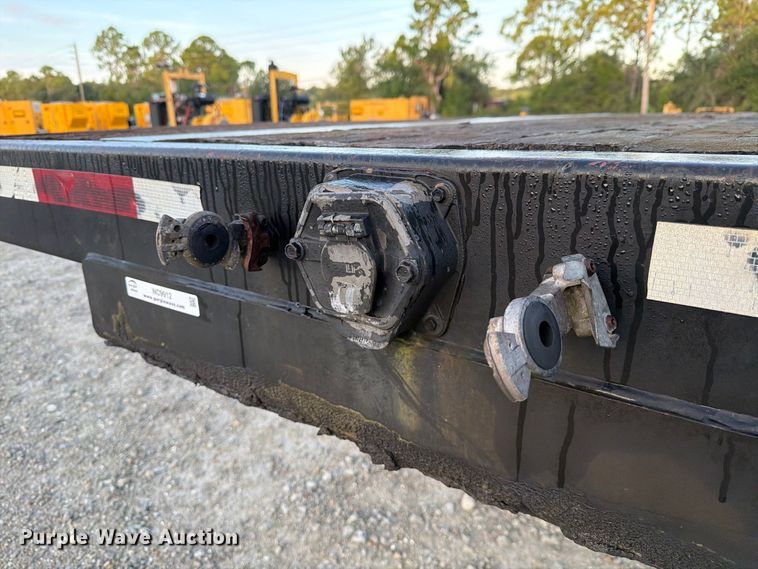 image for item NC9912 2004 Manac  drop deck trailer
