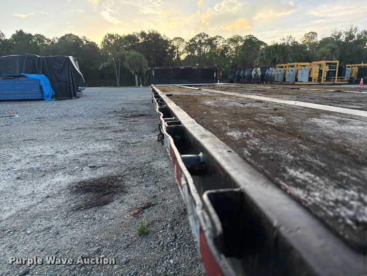 image for item NC9912 2004 Manac  drop deck trailer