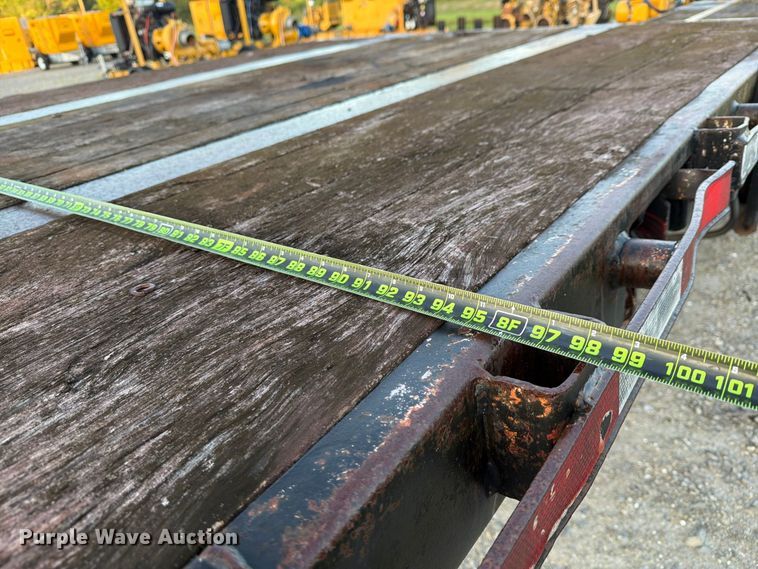 image for item NC9912 2004 Manac  drop deck trailer