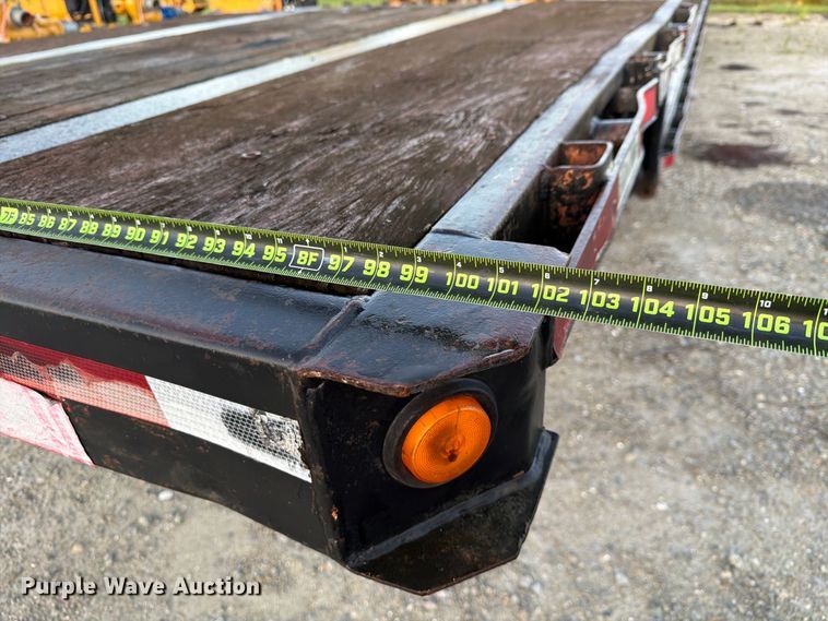 image for item NC9912 2004 Manac  drop deck trailer