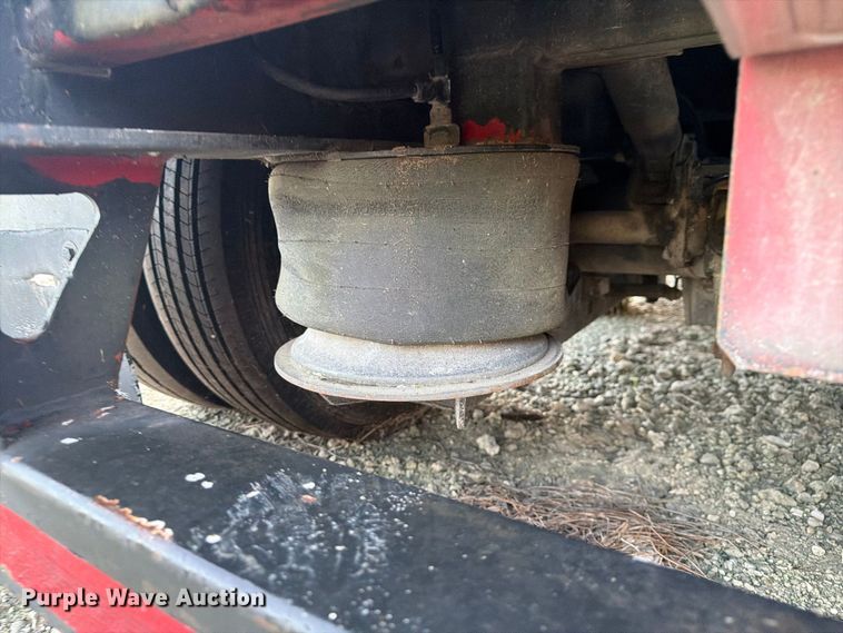 image for item NC9912 2004 Manac  drop deck trailer