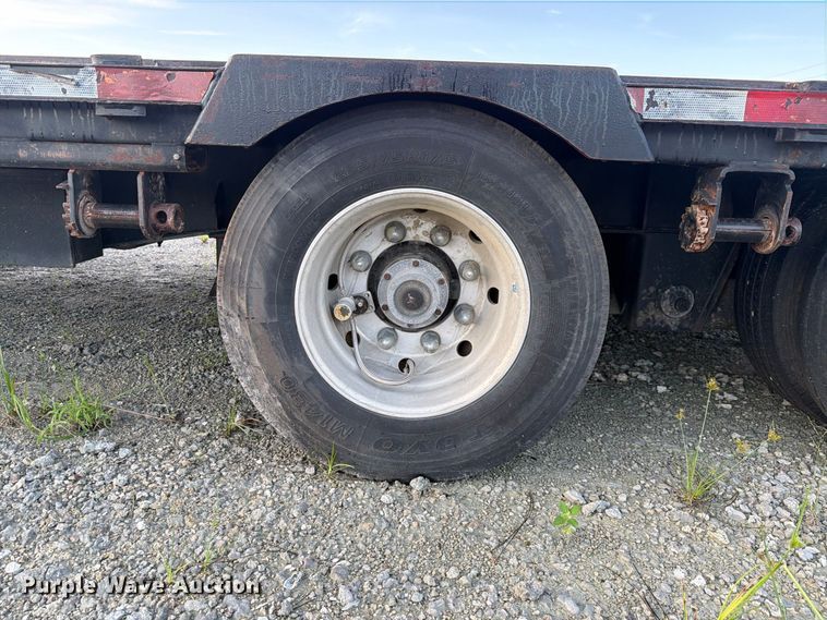 image for item NC9912 2004 Manac  drop deck trailer