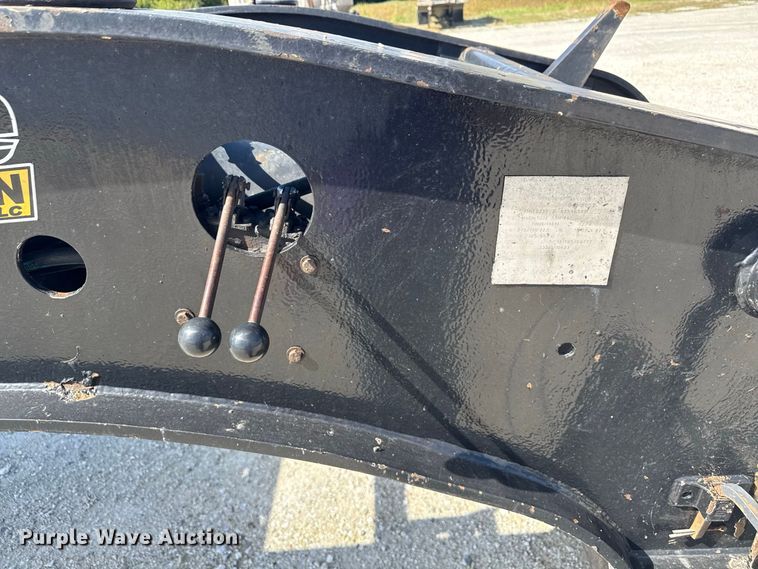 image for item ND9551 2008 Fontaine Trailer Co. Fontaine Trailer Co. lowboy equipment trailer