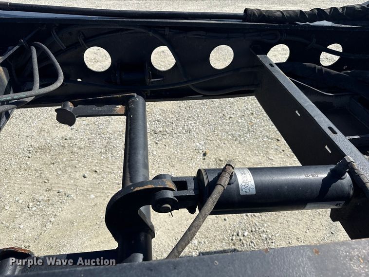 image for item ND9551 2008 Fontaine Trailer Co. Fontaine Trailer Co. lowboy equipment trailer
