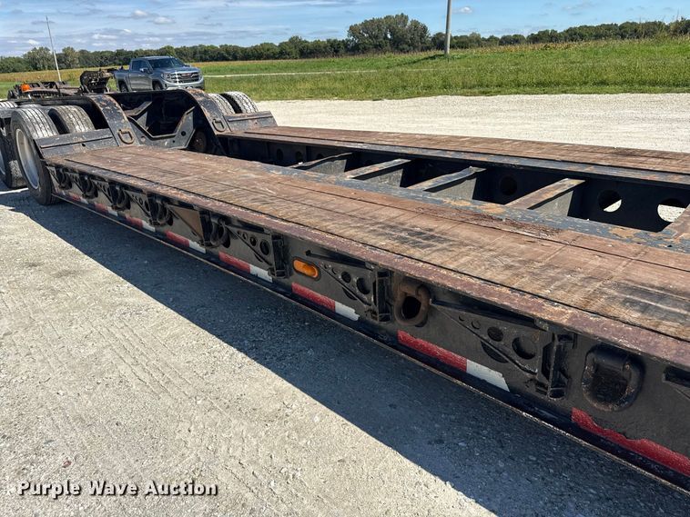 image for item ND9551 2008 Fontaine Trailer Co. Fontaine Trailer Co. lowboy equipment trailer
