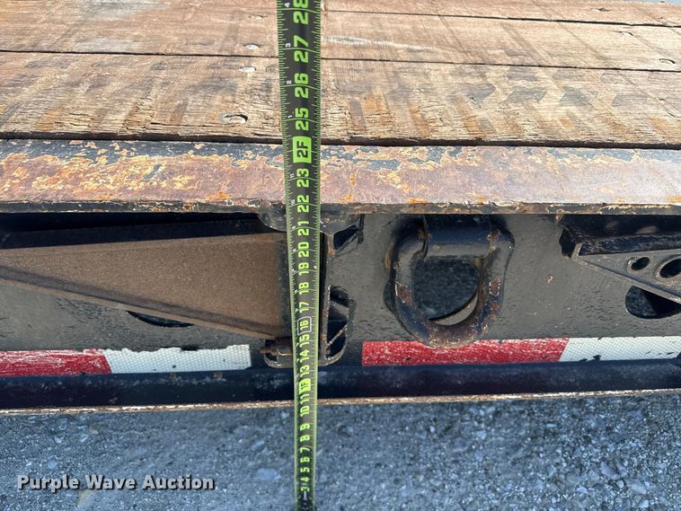 image for item ND9551 2008 Fontaine Trailer Co. Fontaine Trailer Co. lowboy equipment trailer