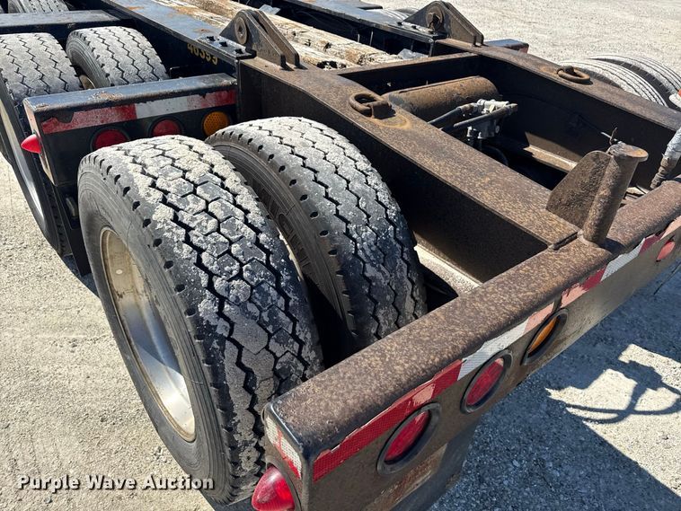 image for item ND9551 2008 Fontaine Trailer Co. Fontaine Trailer Co. lowboy equipment trailer