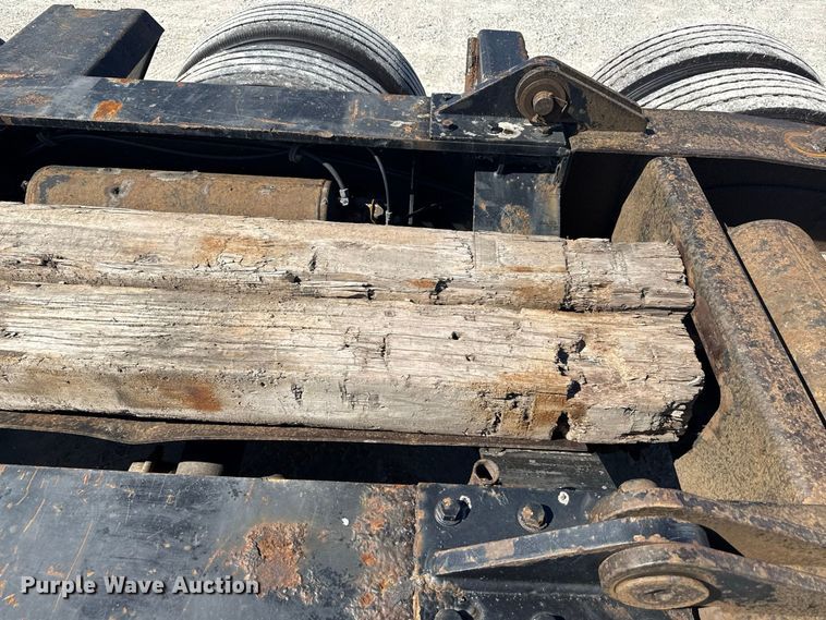 image for item ND9551 2008 Fontaine Trailer Co. Fontaine Trailer Co. lowboy equipment trailer