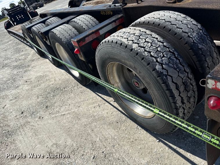 image for item ND9551 2008 Fontaine Trailer Co. Fontaine Trailer Co. lowboy equipment trailer