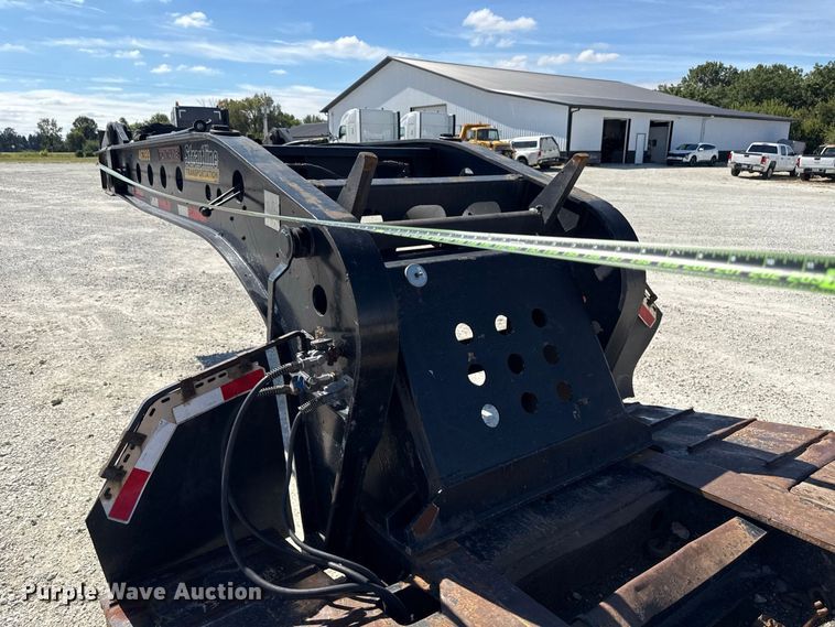 image for item ND9551 2008 Fontaine Trailer Co. Fontaine Trailer Co. lowboy equipment trailer