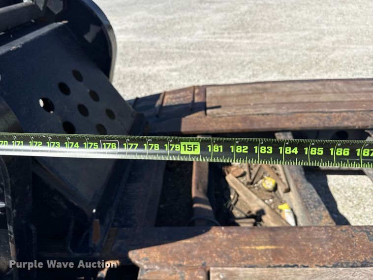 image for item ND9551 2008 Fontaine Trailer Co. Fontaine Trailer Co. lowboy equipment trailer