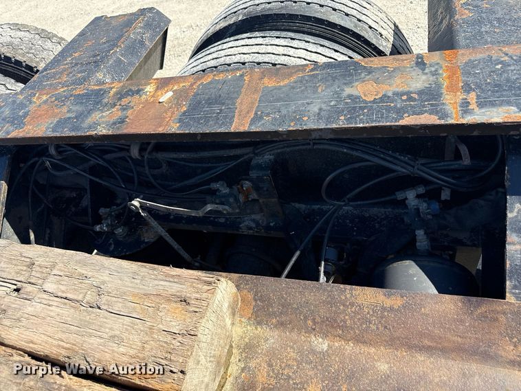 image for item ND9551 2008 Fontaine Trailer Co. Fontaine Trailer Co. lowboy equipment trailer