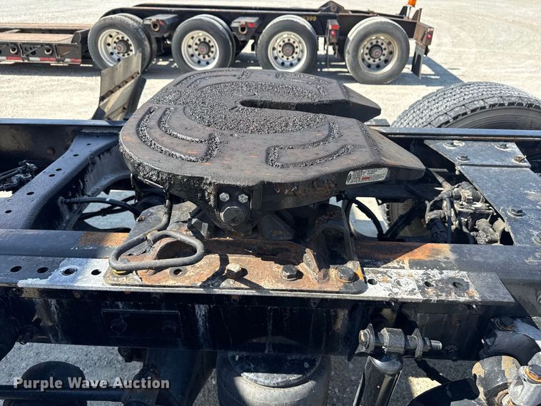 image for item ND9552 2022 Kenworth T880 semi truck