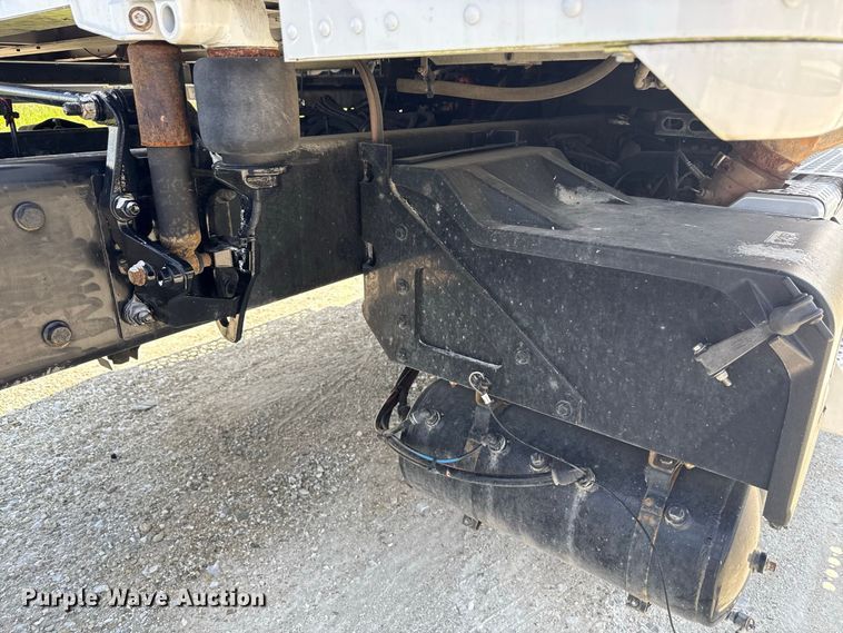 image for item ND9552 2022 Kenworth T880 semi truck