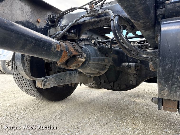 image for item ND9552 2022 Kenworth T880 semi truck