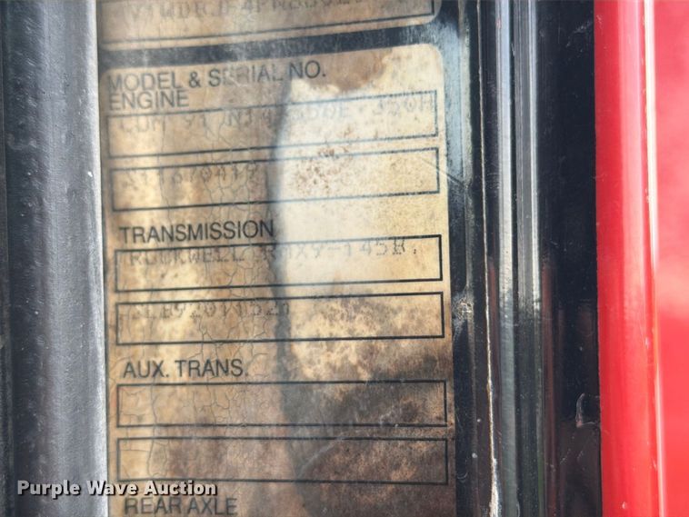 image for item OE9724 1993 White GMC AERO semi truck