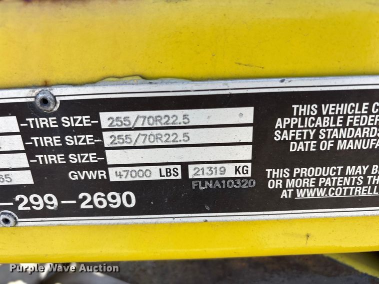 image for item YA1539 2015 Peterbilt 389 Auto carrier transport truck