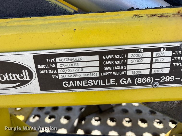 image for item YA1539 2015 Peterbilt 389 Auto carrier transport truck