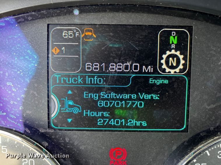 image for item YA1845 2020 Kenworth T680 semi truck