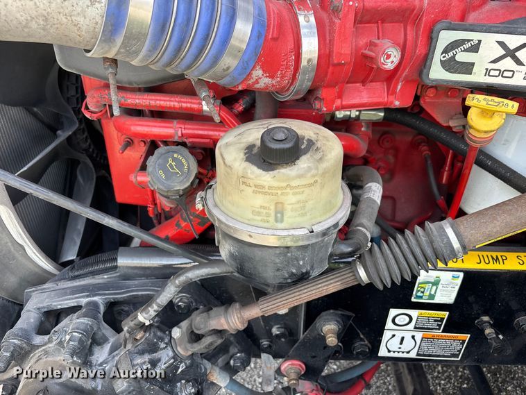 image for item YA1845 2020 Kenworth T680 semi truck