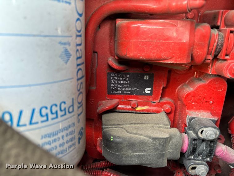 image for item YA1845 2020 Kenworth T680 semi truck