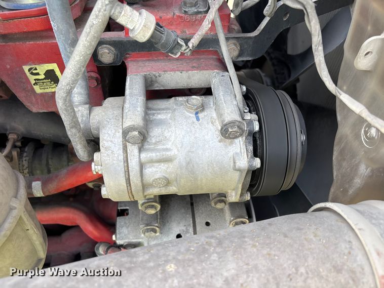 image for item YA1845 2020 Kenworth T680 semi truck