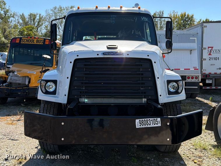 image for item YA2097 2025 Freightliner 114SD Crew Cab truck cab and chassis