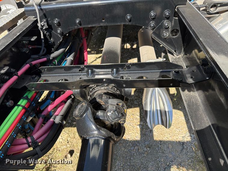 image for item YA2097 2025 Freightliner 114SD Crew Cab truck cab and chassis