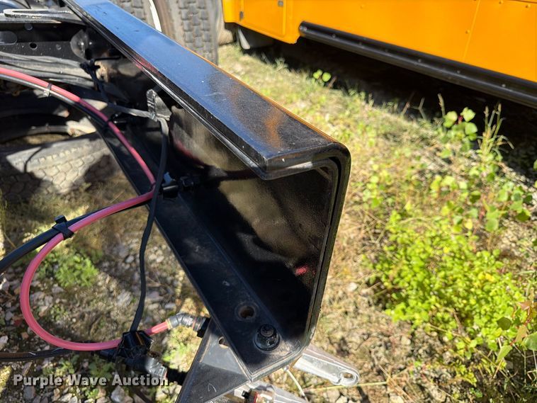 image for item YA2097 2025 Freightliner 114SD Crew Cab truck cab and chassis