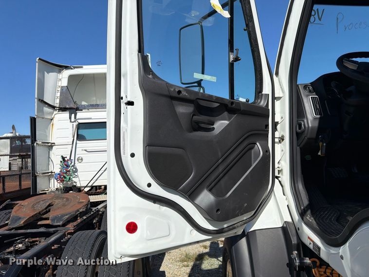 image for item YA2097 2025 Freightliner 114SD Crew Cab truck cab and chassis