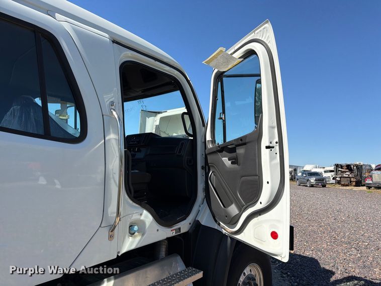 image for item YA2097 2025 Freightliner 114SD Crew Cab truck cab and chassis