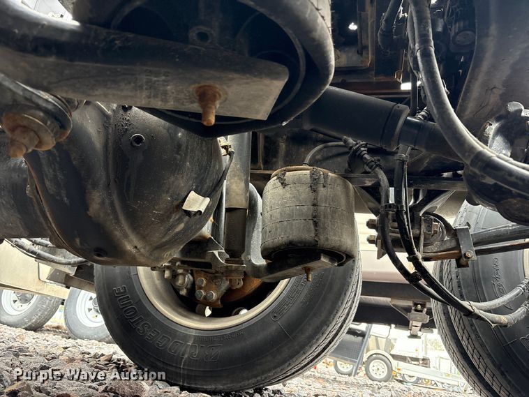 image for item YA3178 2023 Peterbilt 389 semi truck