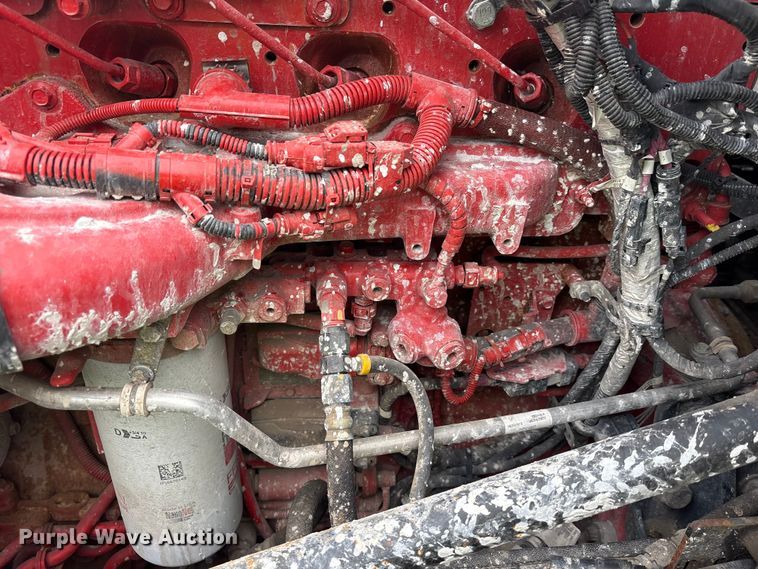 image for item YA3178 2023 Peterbilt 389 semi truck