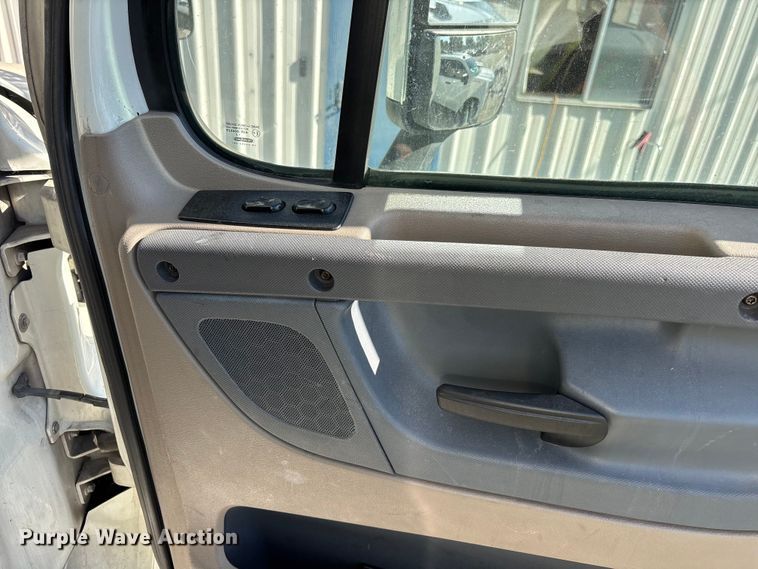 image for item YA3499 2019 Freightliner Cascadia semi truck