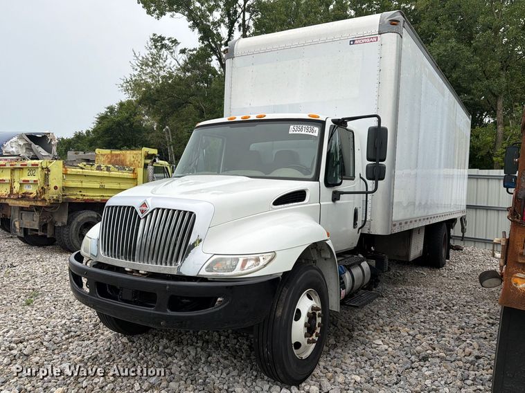 2019 International 4300 box truck