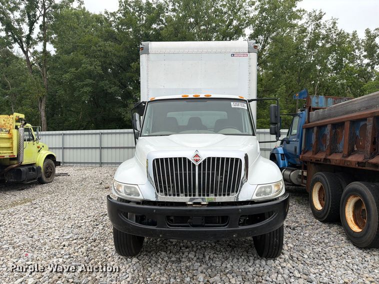 image for item YA3543 2019 International 4300 box truck