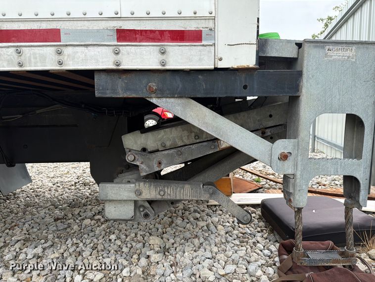 image for item YA3543 2019 International 4300 box truck