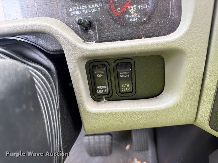 image for item YA3543 2019 International 4300 box truck