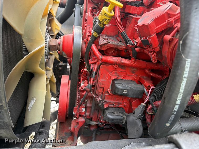 image for item YA3543 2019 International 4300 box truck