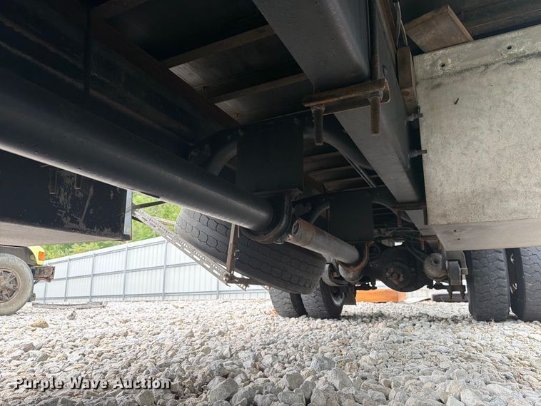 image for item YA3543 2019 International 4300 box truck