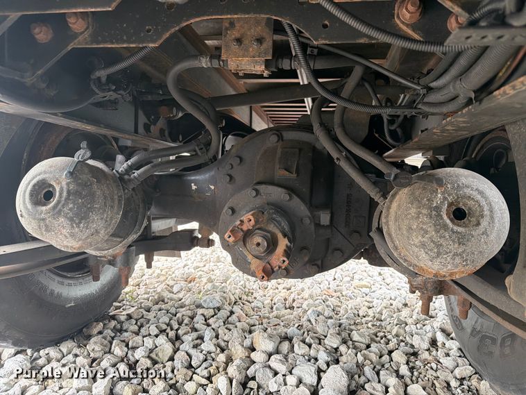 image for item YA3543 2019 International 4300 box truck