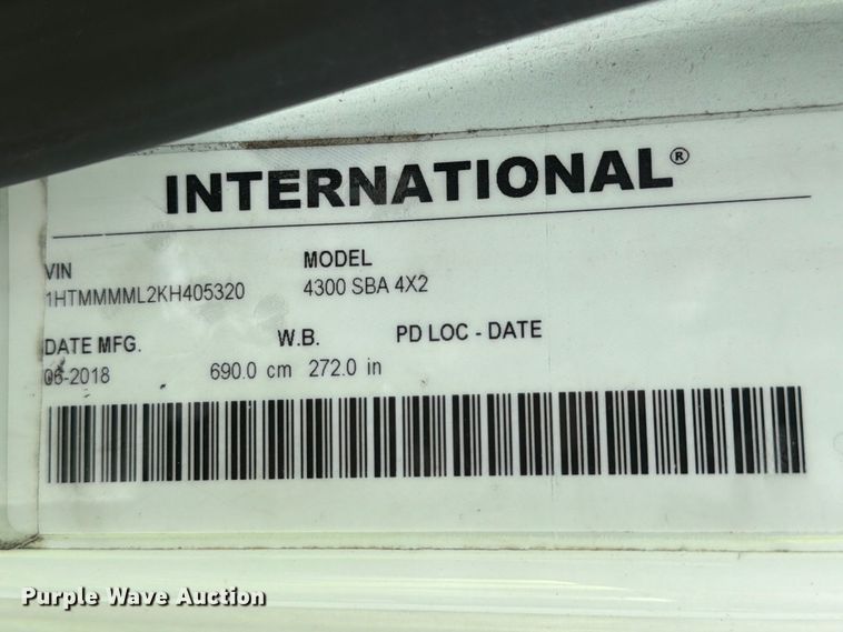 image for item YA3543 2019 International 4300 box truck