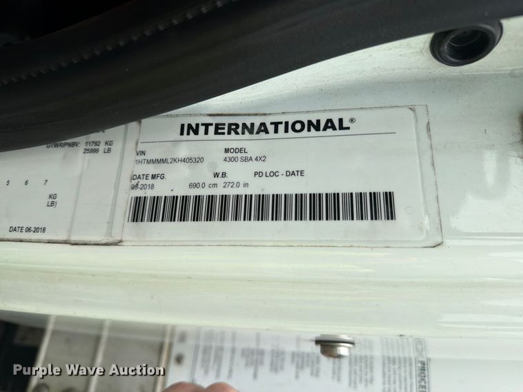 image for item YA3543 2019 International 4300 box truck