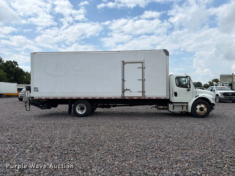 image for item YA3662 2018 Freightliner Business Class M2 box truck