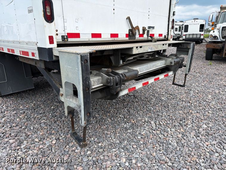 image for item YA3662 2018 Freightliner Business Class M2 box truck