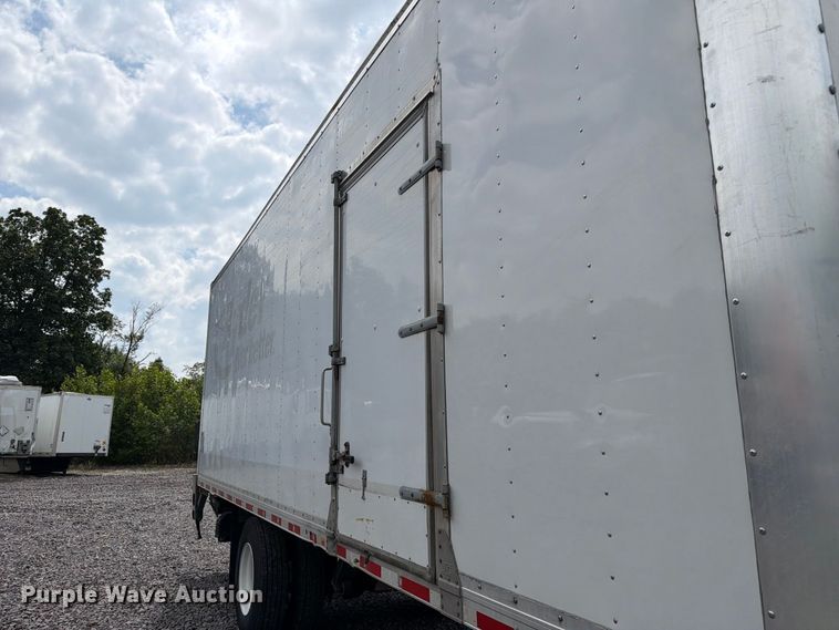 image for item YA3662 2018 Freightliner Business Class M2 box truck