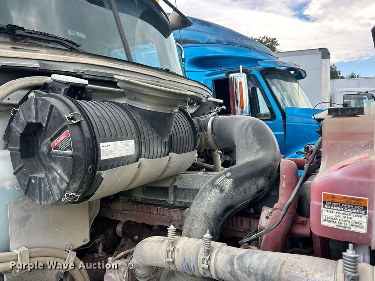 image for item YA3664 2025 Mack GR84F dump truck