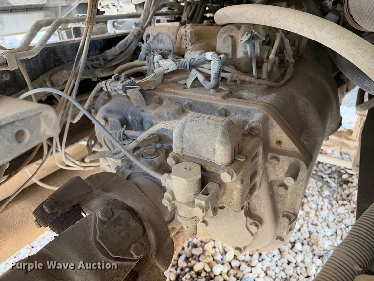 image for item YA3833 2017 Kenworth T680 semi truck