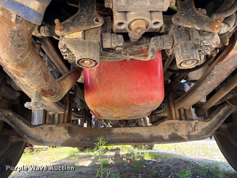 image for item YA3840 2019 Kenworth T880 semi truck