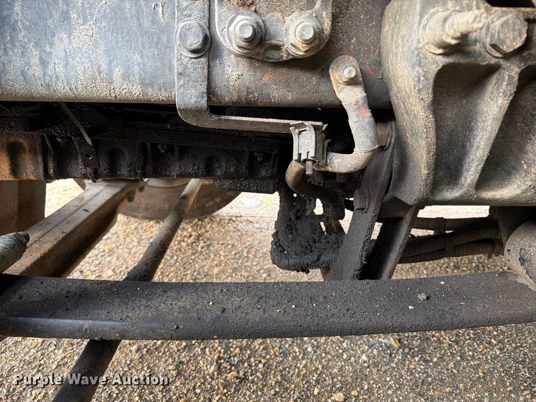 image for item YA4017 2020 Freightliner Cascadia semi truck